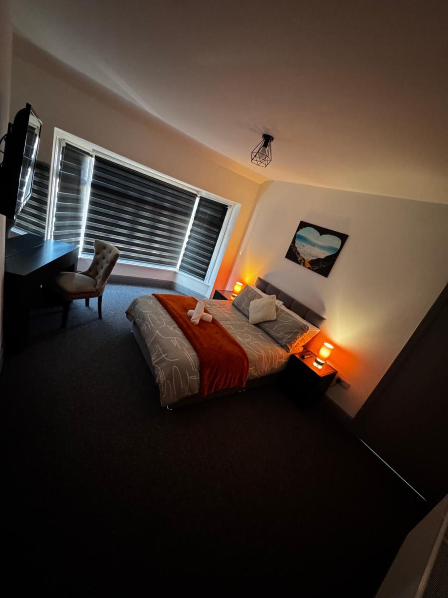 Melville House - Pet Friendly Blackpool Exteriör bild